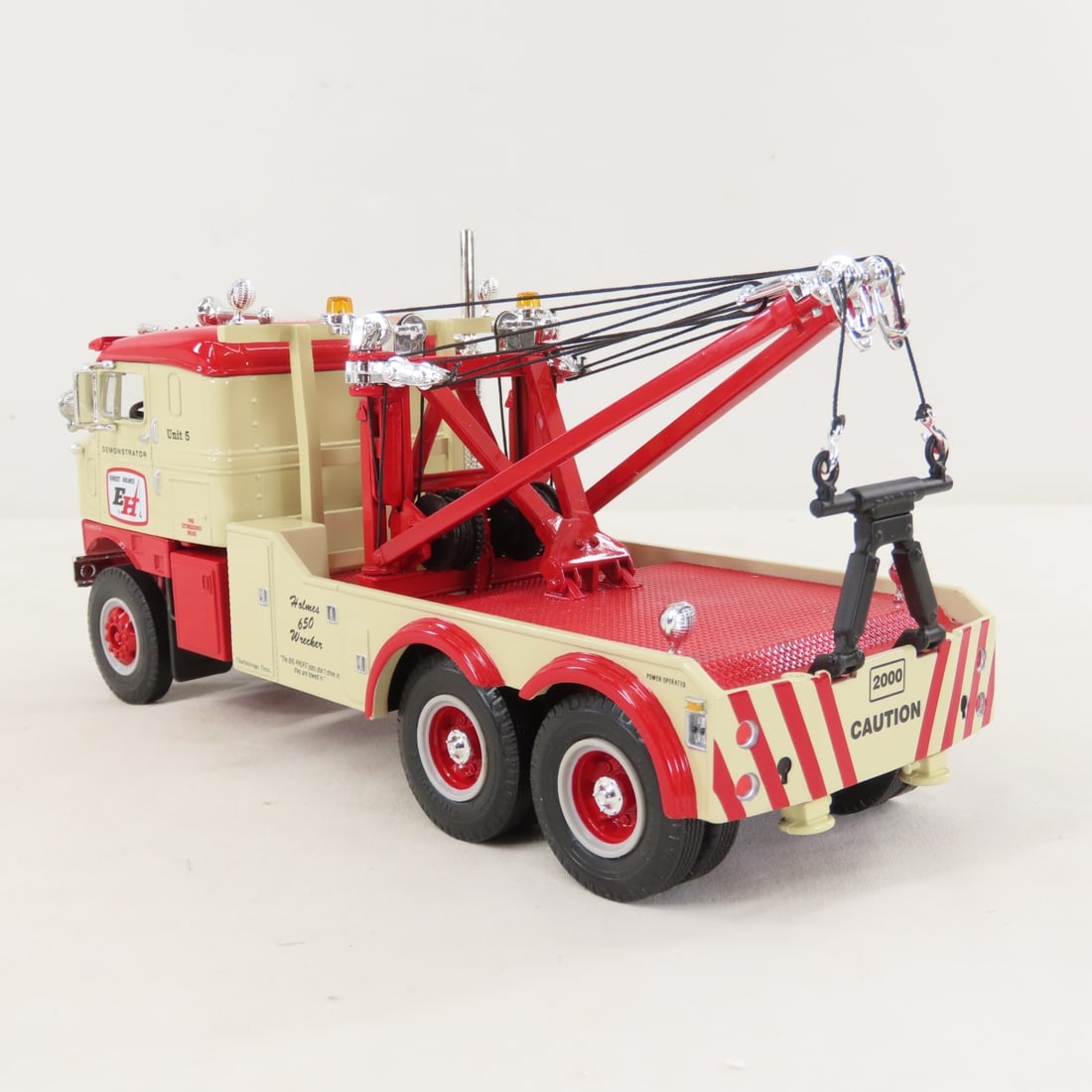 1st Gear 1:34 Holmes1953 Bull-Nose Tow Truck - 3
