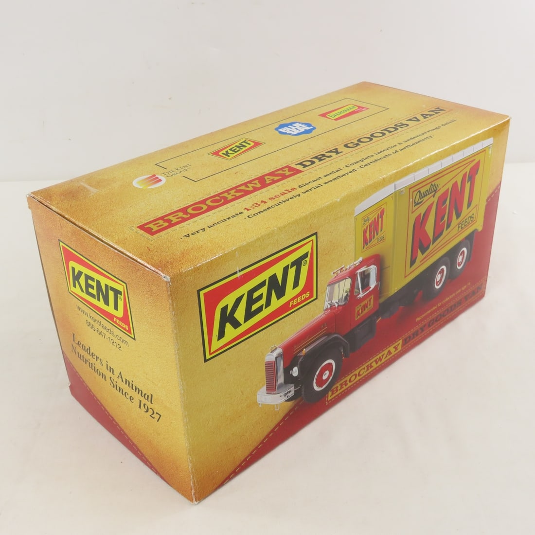 1st Gear 1:34 Kent Feeds Brockway Dry Goods Van - 16
