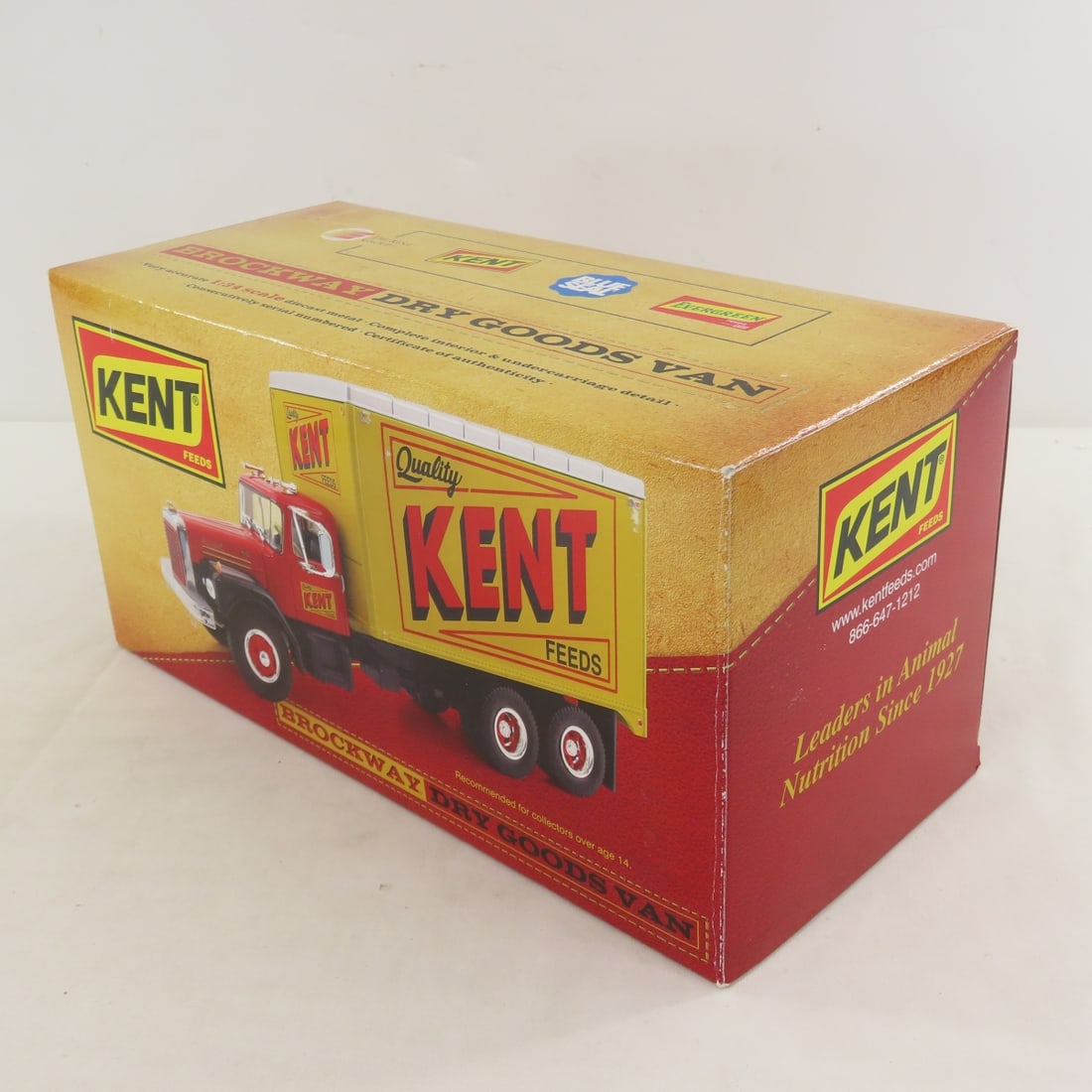 1st Gear 1:34 Kent Feeds Brockway Dry Goods Van - 18