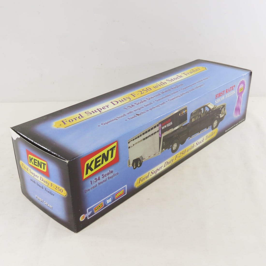 1st Gear 1:34 Kent Feeds Ford Super Duty F250 - 16