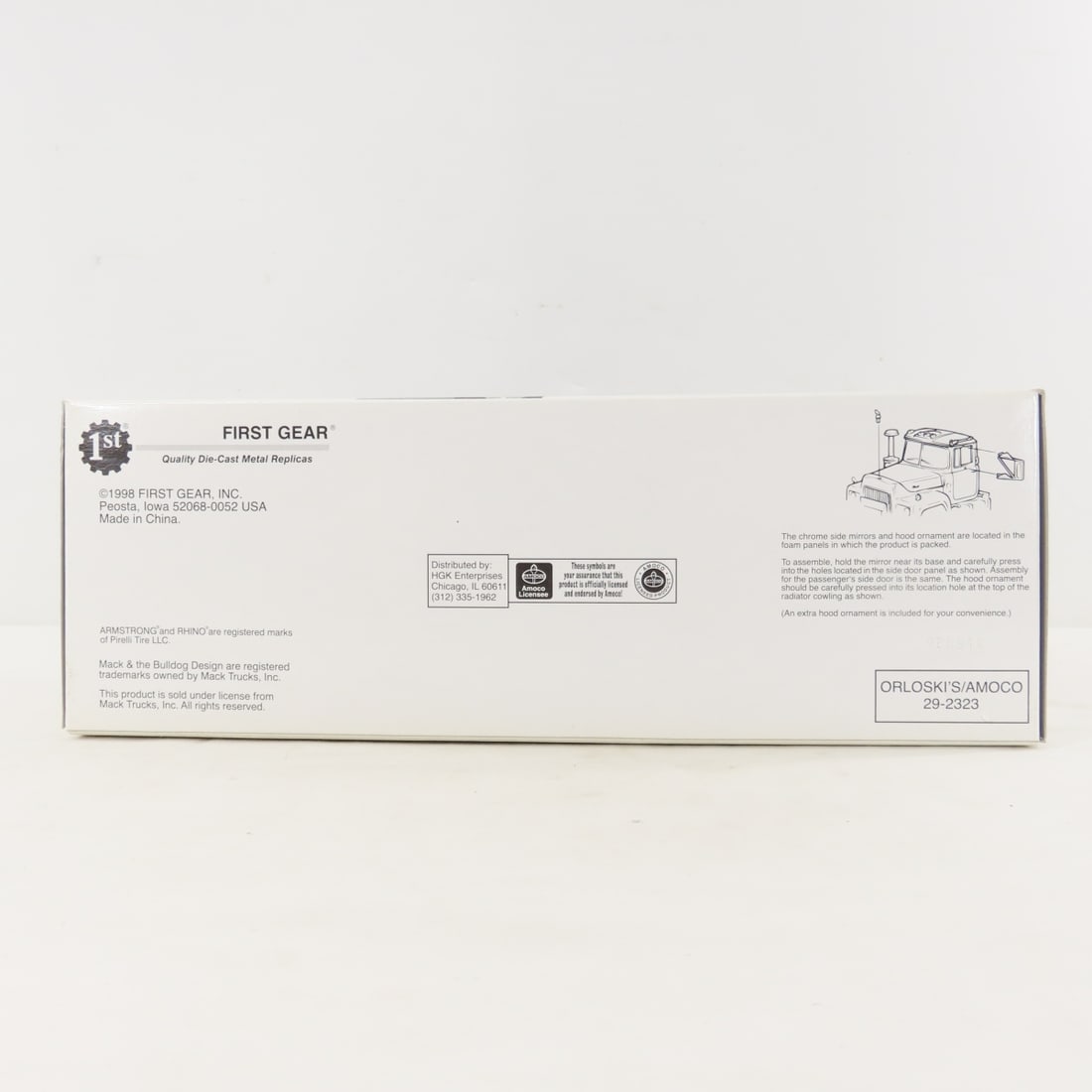 1st Gear 1:34 Amoco Mack R-Model Fuel Tanker - 17
