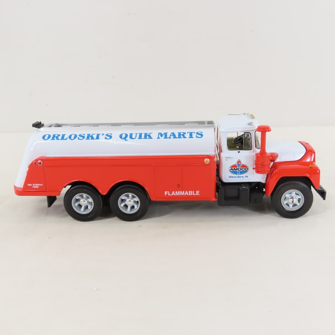 1st Gear 1:34 Amoco Mack R-Model Fuel Tanker - 6