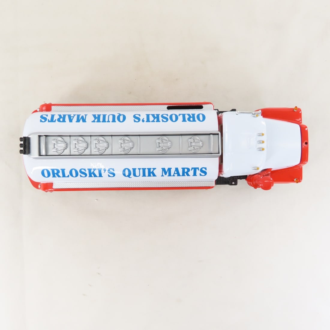 1st Gear 1:34 Amoco Mack R-Model Fuel Tanker - 9