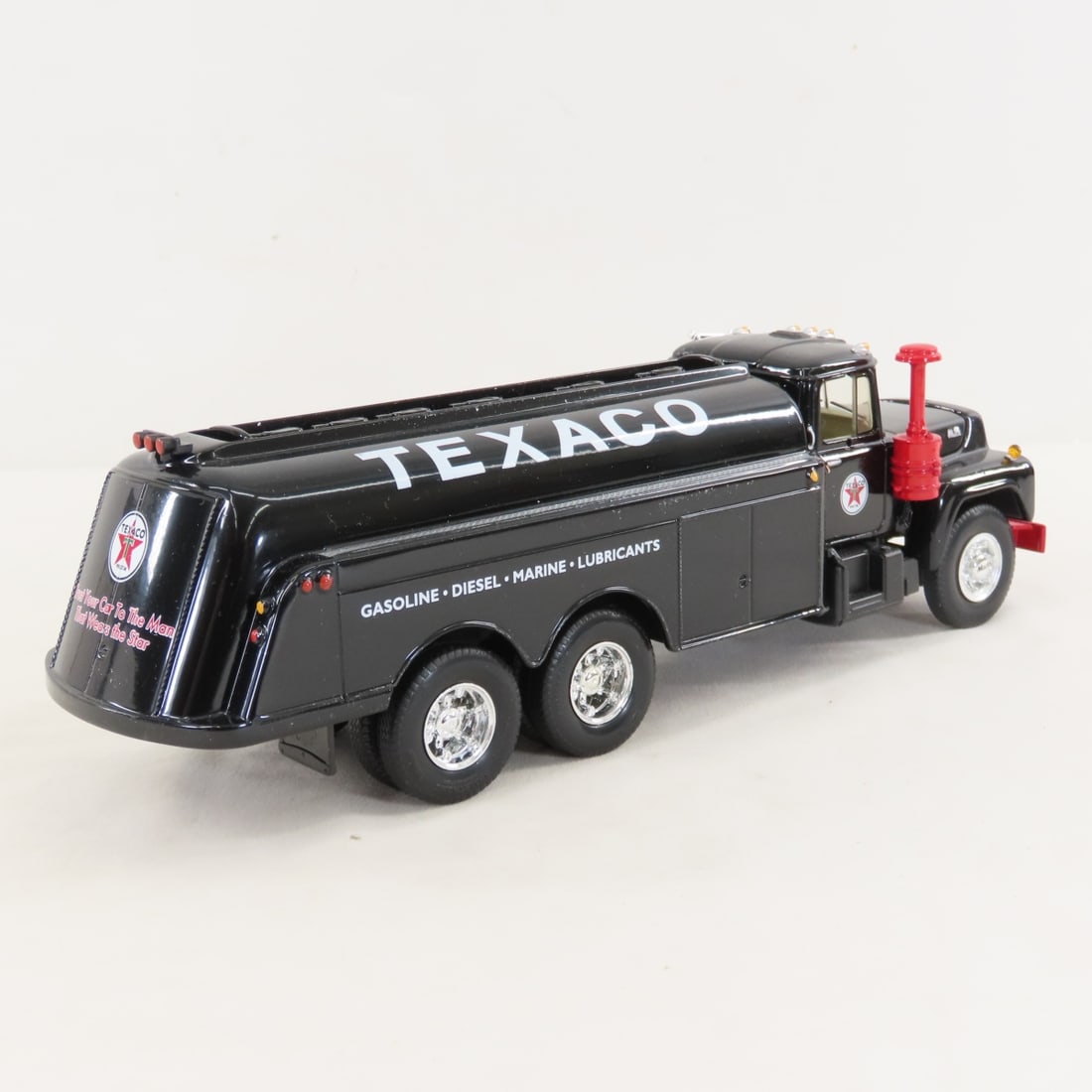 1st Gear 1:34 Texaco Mack R-Model Fuel Tanker - 5