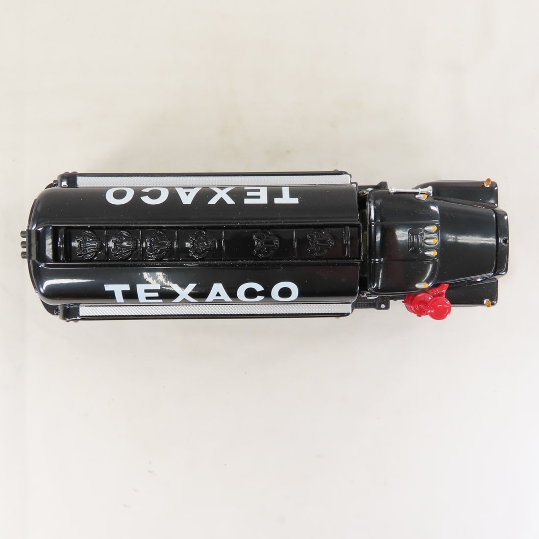 1st Gear 1:34 Texaco Mack R-Model Fuel Tanker - 9