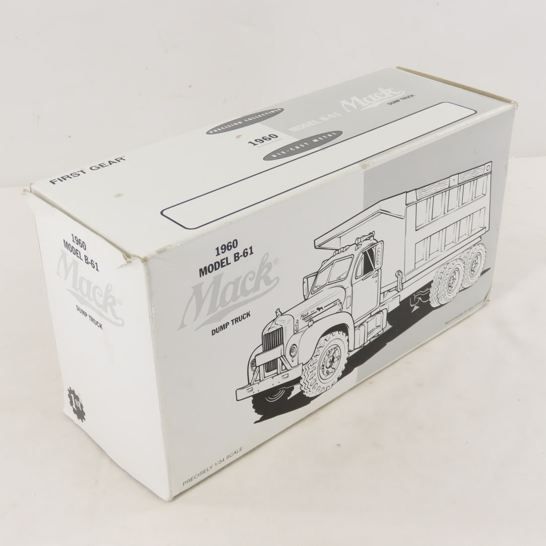 1st Gear Benevento 1960 Mack Model B61 Dump Truck - 14