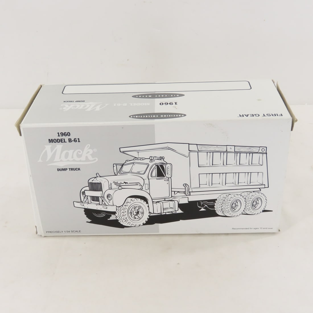 1st Gear Benevento 1960 Mack Model B61 Dump Truck - 15