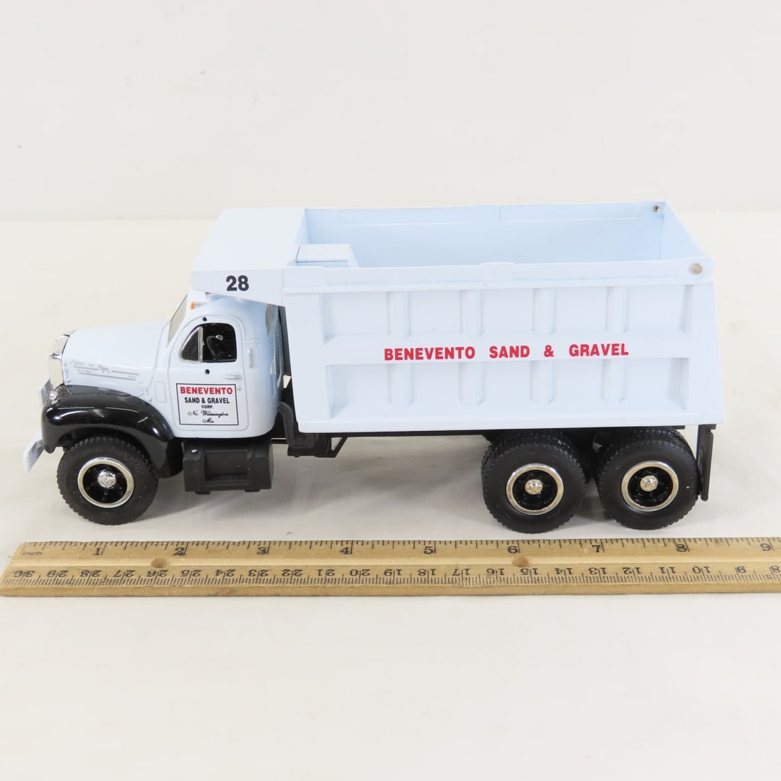 1st Gear Benevento 1960 Mack Model B61 Dump Truck - 2