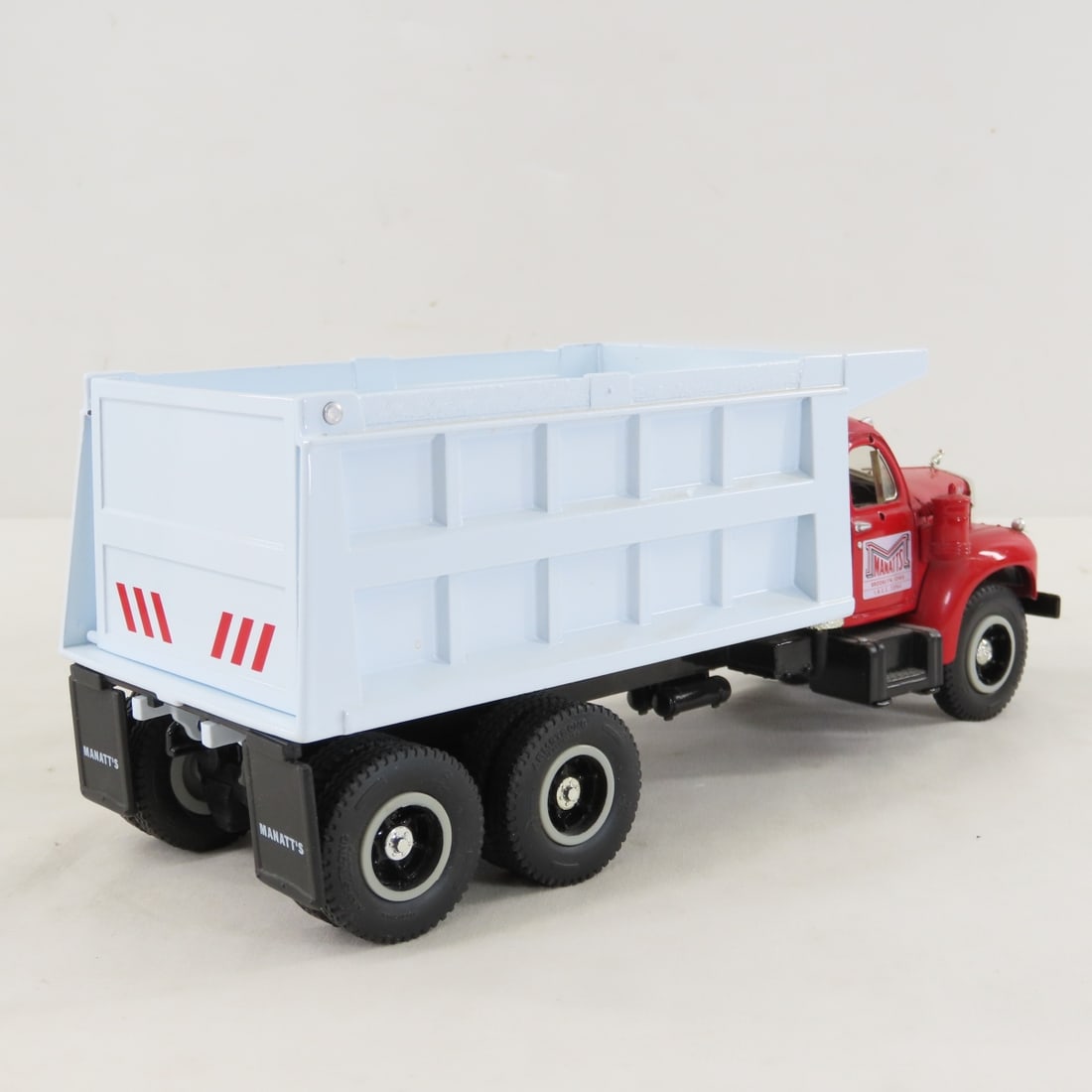 1st Gear Manatt's 1960 Mack Model B61 Dump Truck - 5