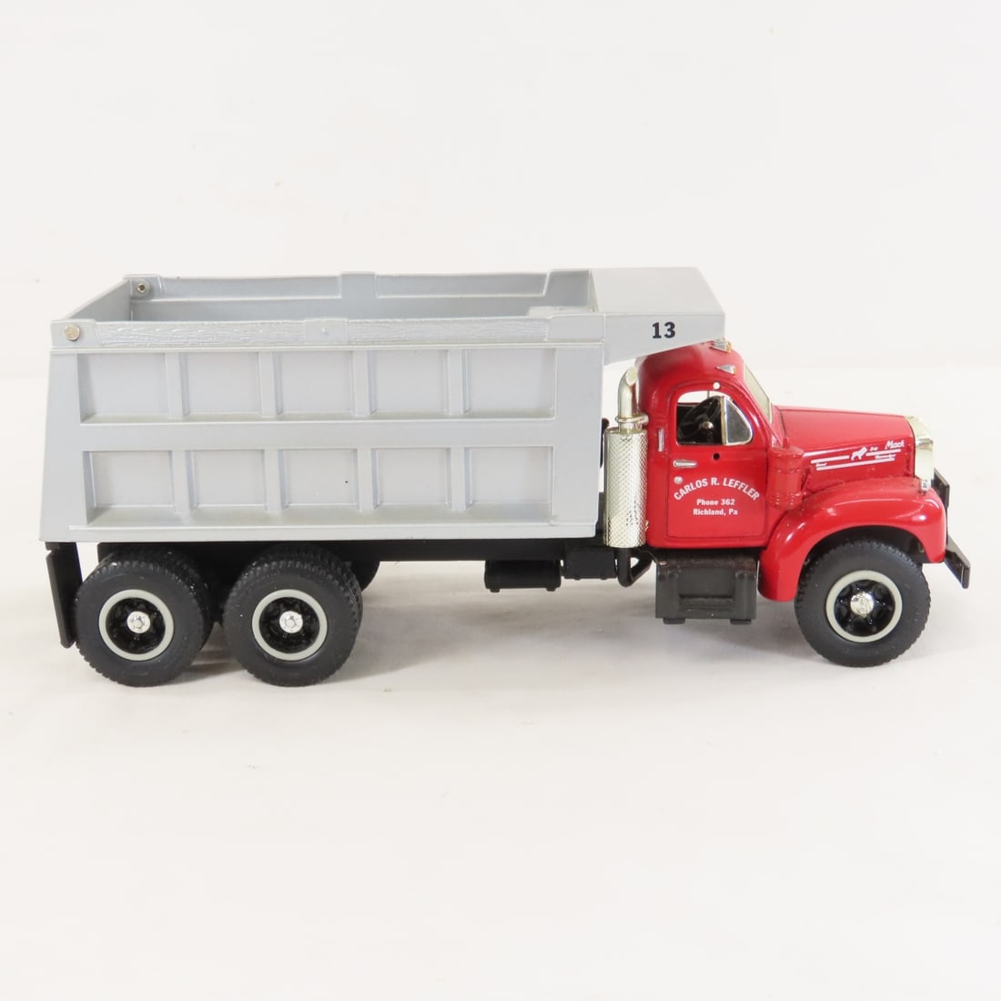 1st Gear C. Leffler 1960 Mack Model B61 Dump Truck - 6