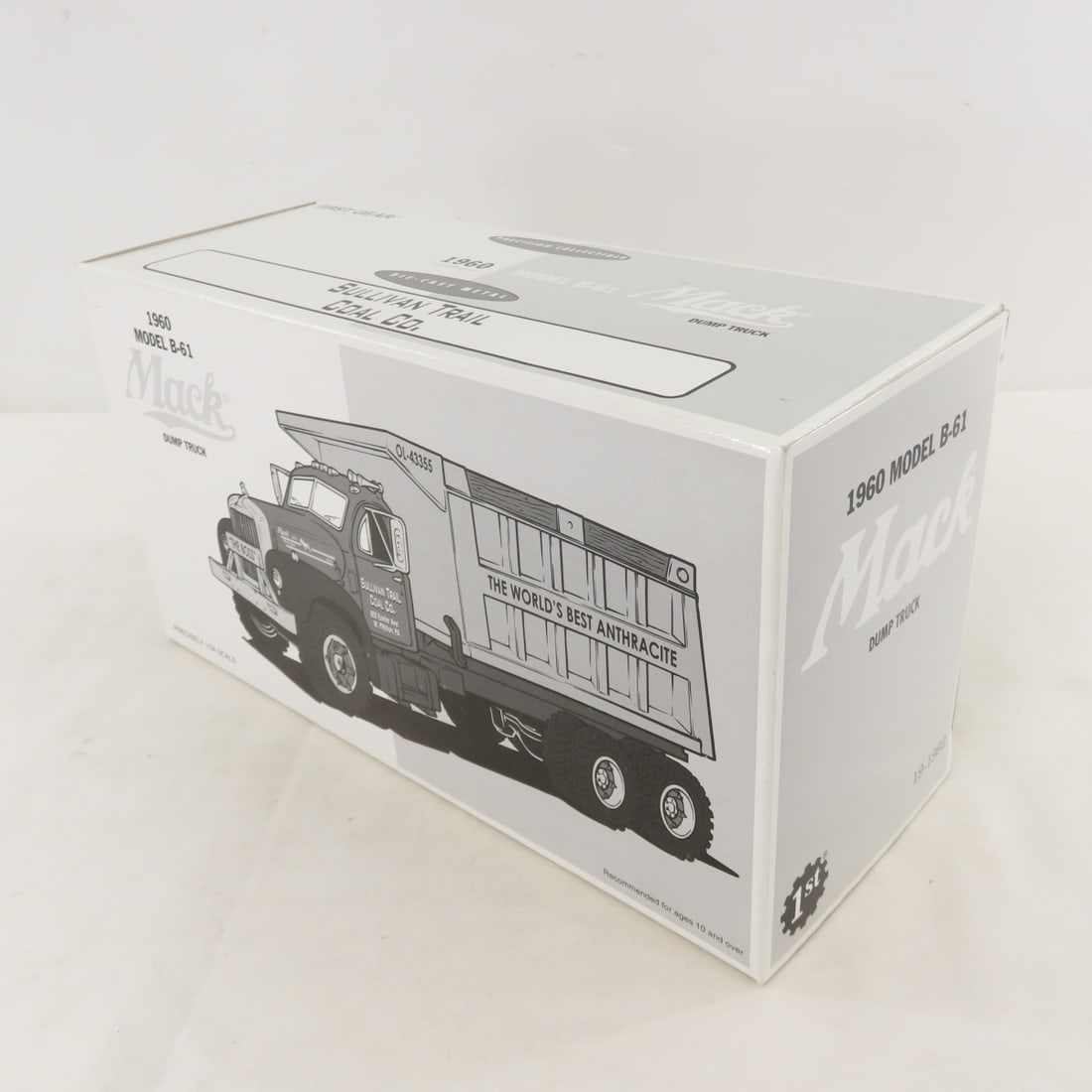 1st Gear Sullivan 1960 Mack Model B61 Dump Truck - 16
