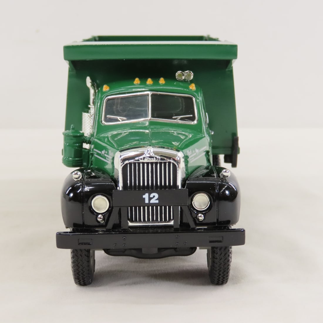 1st Gear D.P.W. 1960 Mack Model B61 Dump Truck - 8