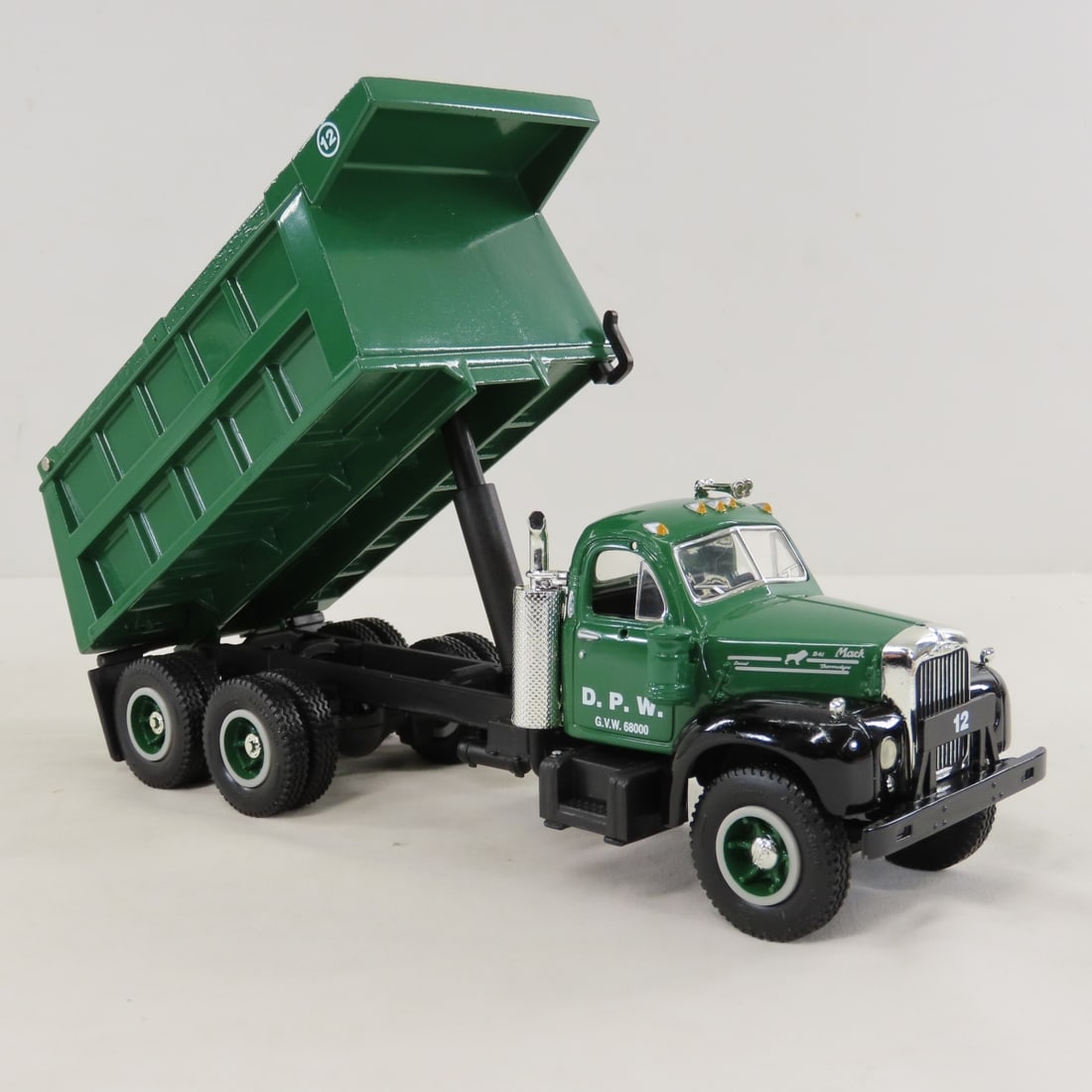 1st Gear D.P.W. 1960 Mack Model B61 Dump Truck - 9