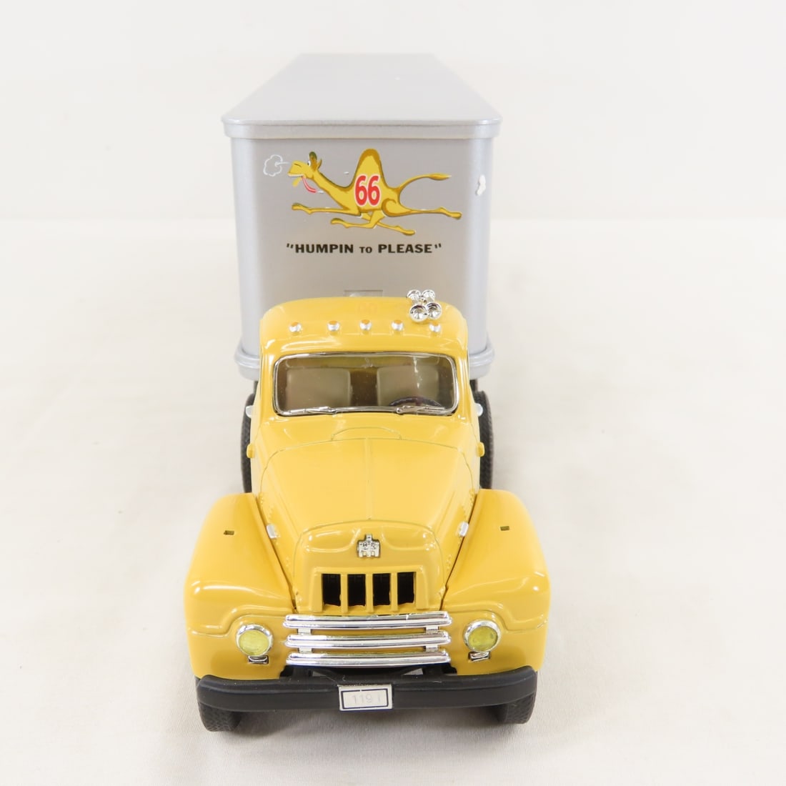 1st Gear Campbell 1959 INTL RF200 Tractor Trailer - 8