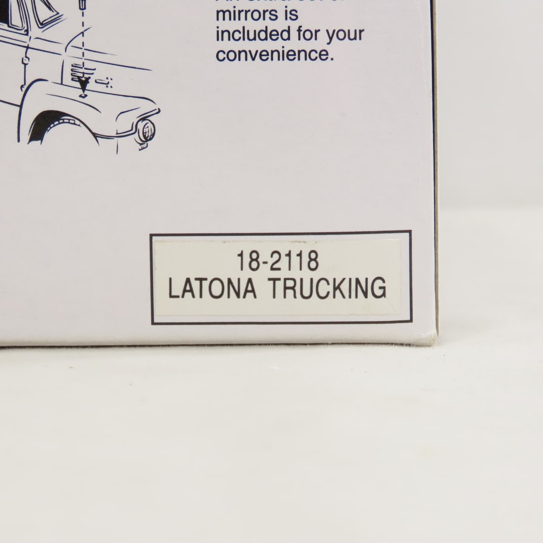 1st Gear Latona 1959 INTL RF200 Tractor Trailer - 18