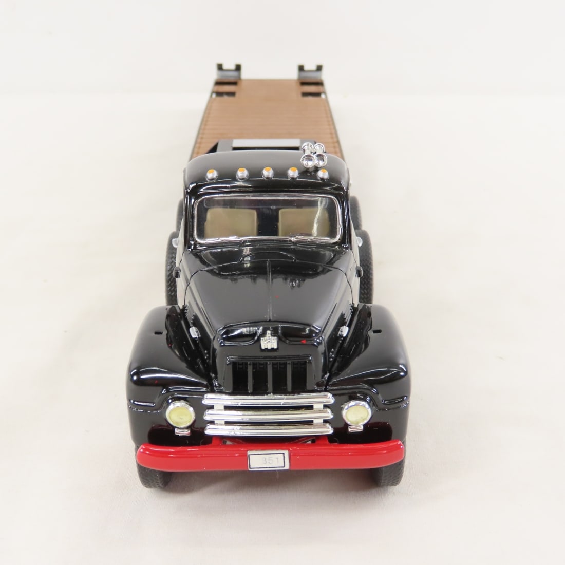 1st Gear Latona 1959 INTL RF200 Tractor Trailer - 8