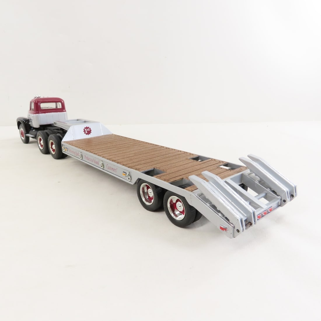 1st Gear 1959 INTL RF200 Tractor Lowboy Trailer - 3