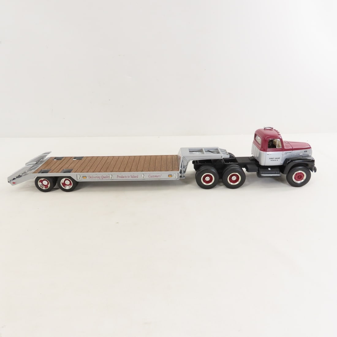 1st Gear 1959 INTL RF200 Tractor Lowboy Trailer - 6