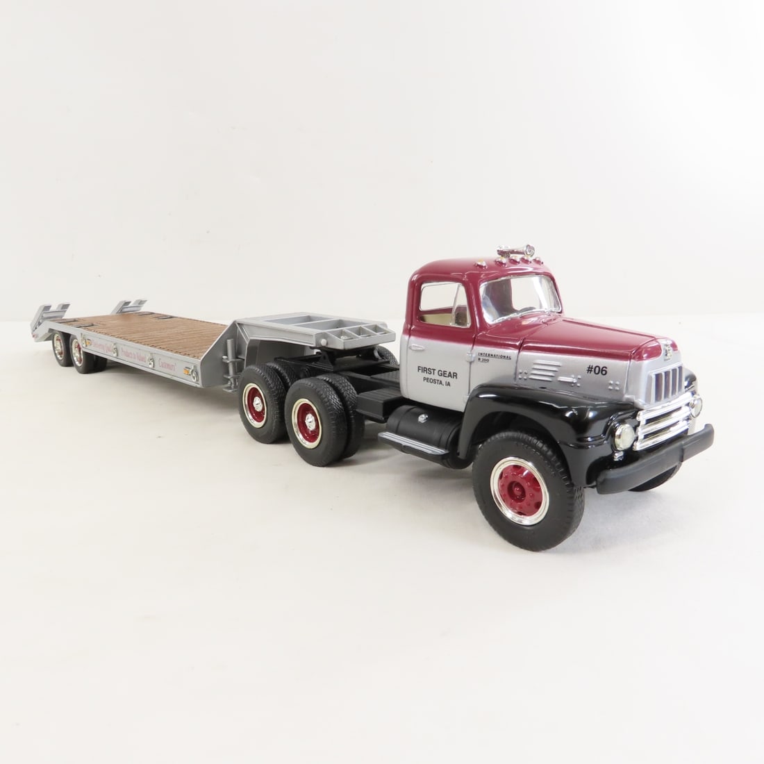 1st Gear 1959 INTL RF200 Tractor Lowboy Trailer - 7