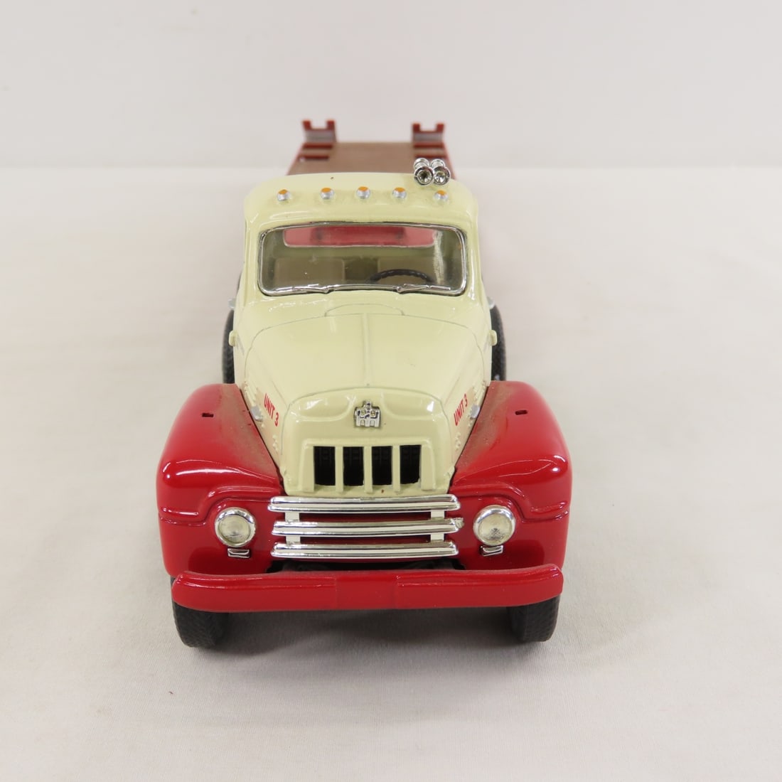 1st Gear 1959 INTL Harvester RF200 Tractor Trailer - 8