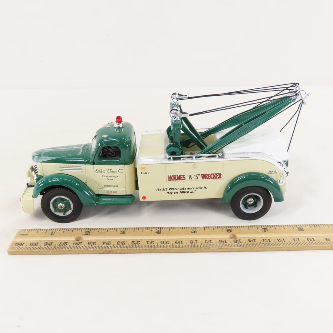 1st Gear 1:34 Ernest Holmes INTL KB10 Tow Truck - 2