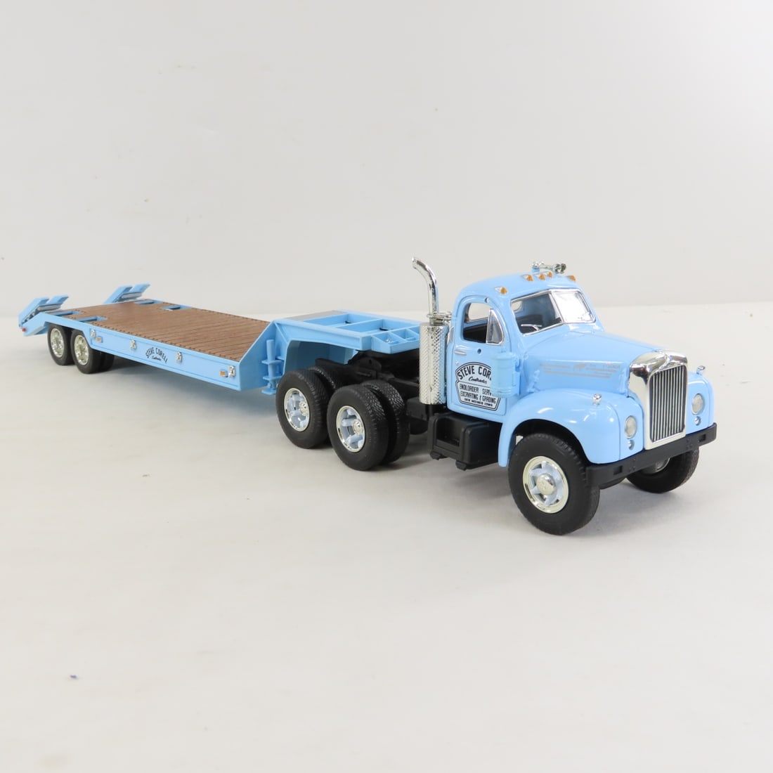 1st Gear 1:34 S. Corell 1960 Mack B61 Cab &Trailer - 7