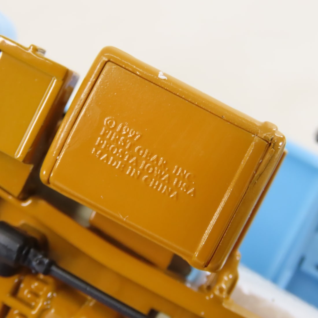 1st Gear 1:34 Chicago Mack R-Model Dump Truck/Plow - 12