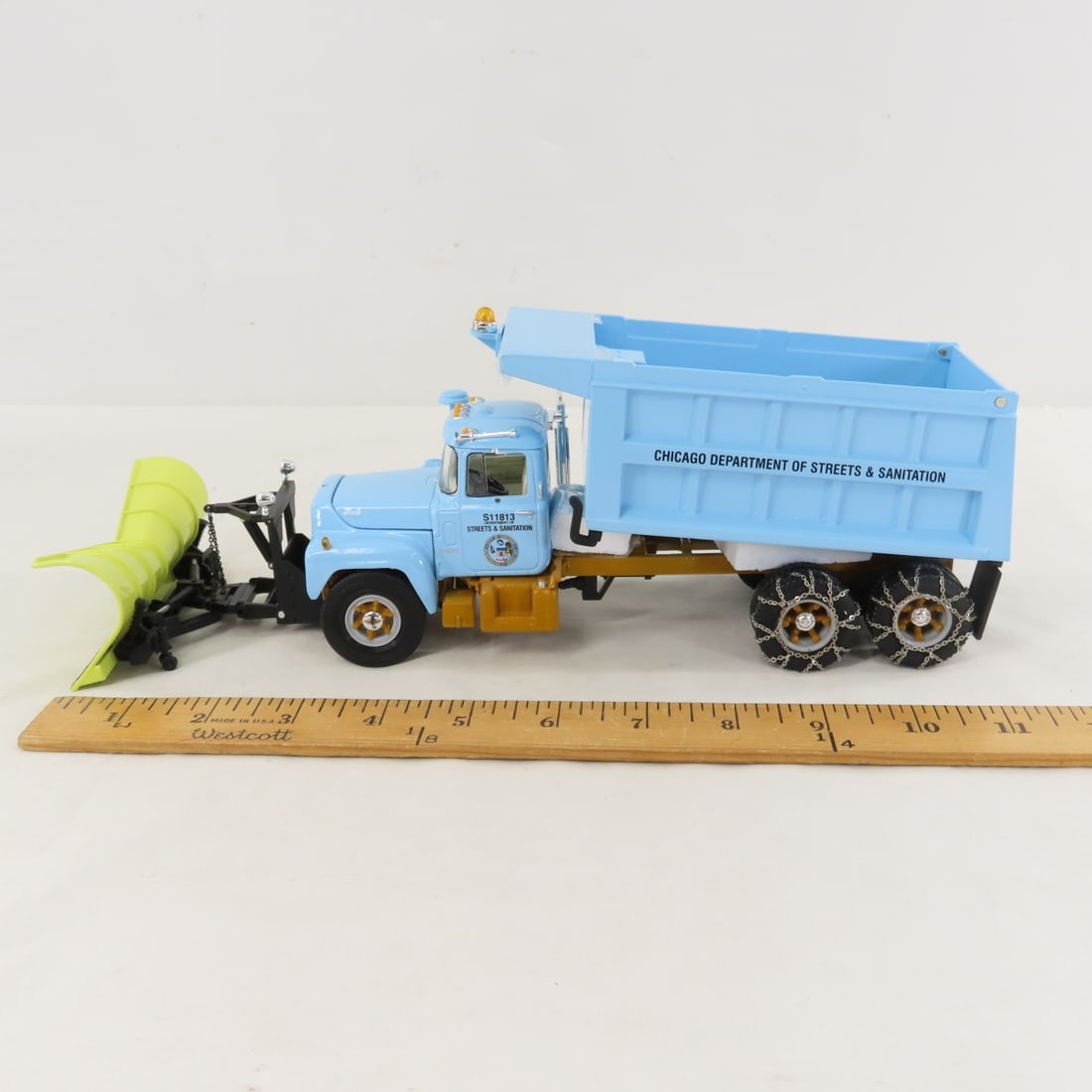1st Gear 1:34 Chicago Mack R-Model Dump Truck/Plow - 2