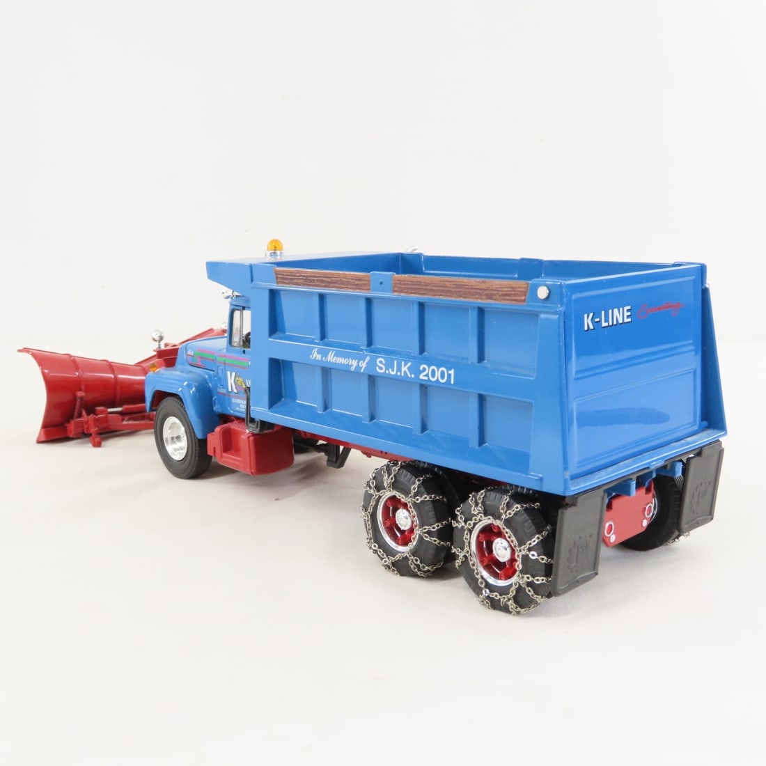 1st Gear 1:34 K-Line Mack R-Model Dump Truck/Plow - 3