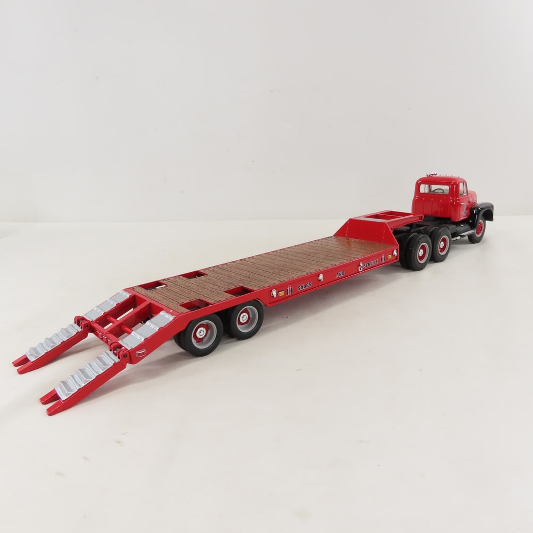 1st Gear 1959 International Tractor Lowboy Trailer - 5