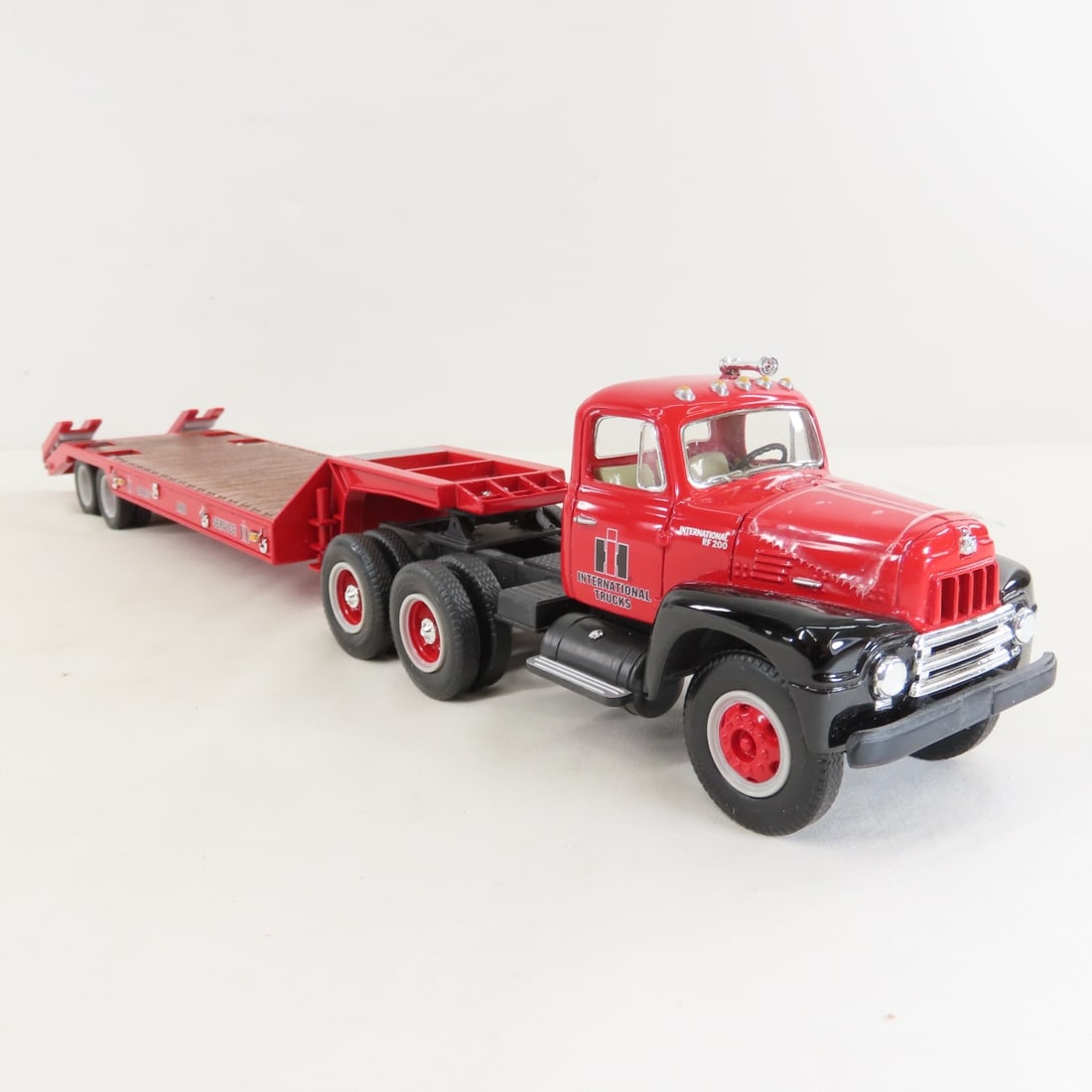 1st Gear 1959 International Tractor Lowboy Trailer - 7