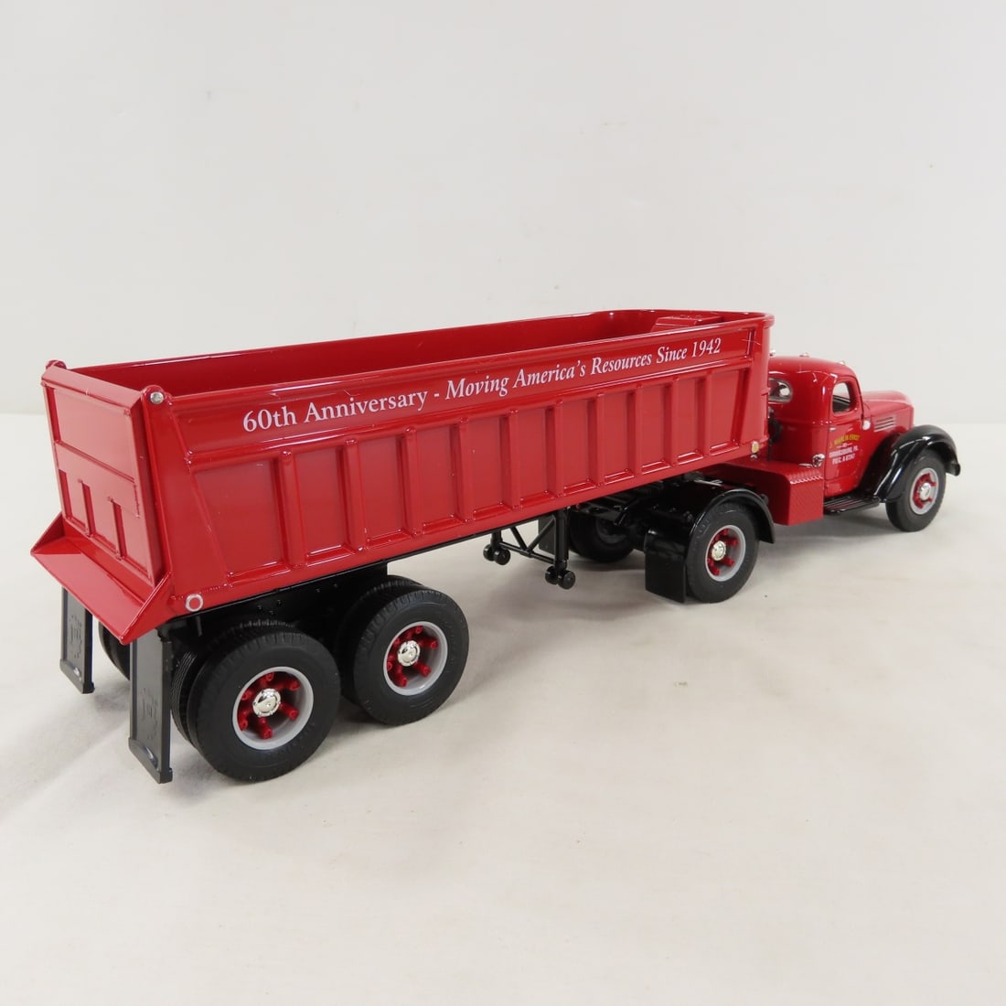 1st Gear 1:34 Marlin Ernst INTL KB10 Dump Trailer - 5