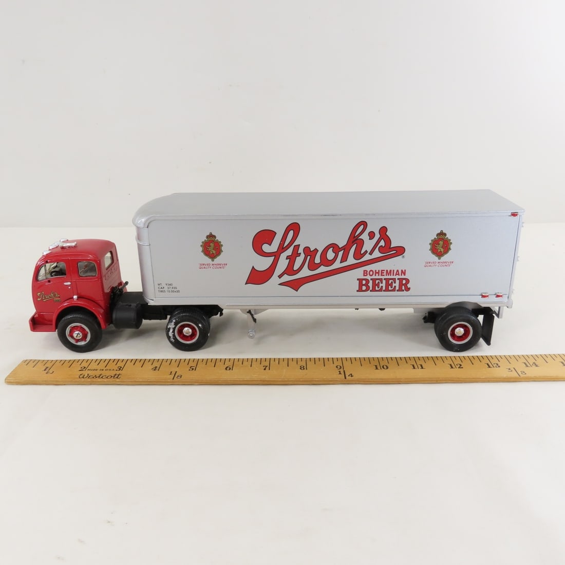 1st Gear Stroh's Beer 1953 White 3000 Cab/Trailer - 2