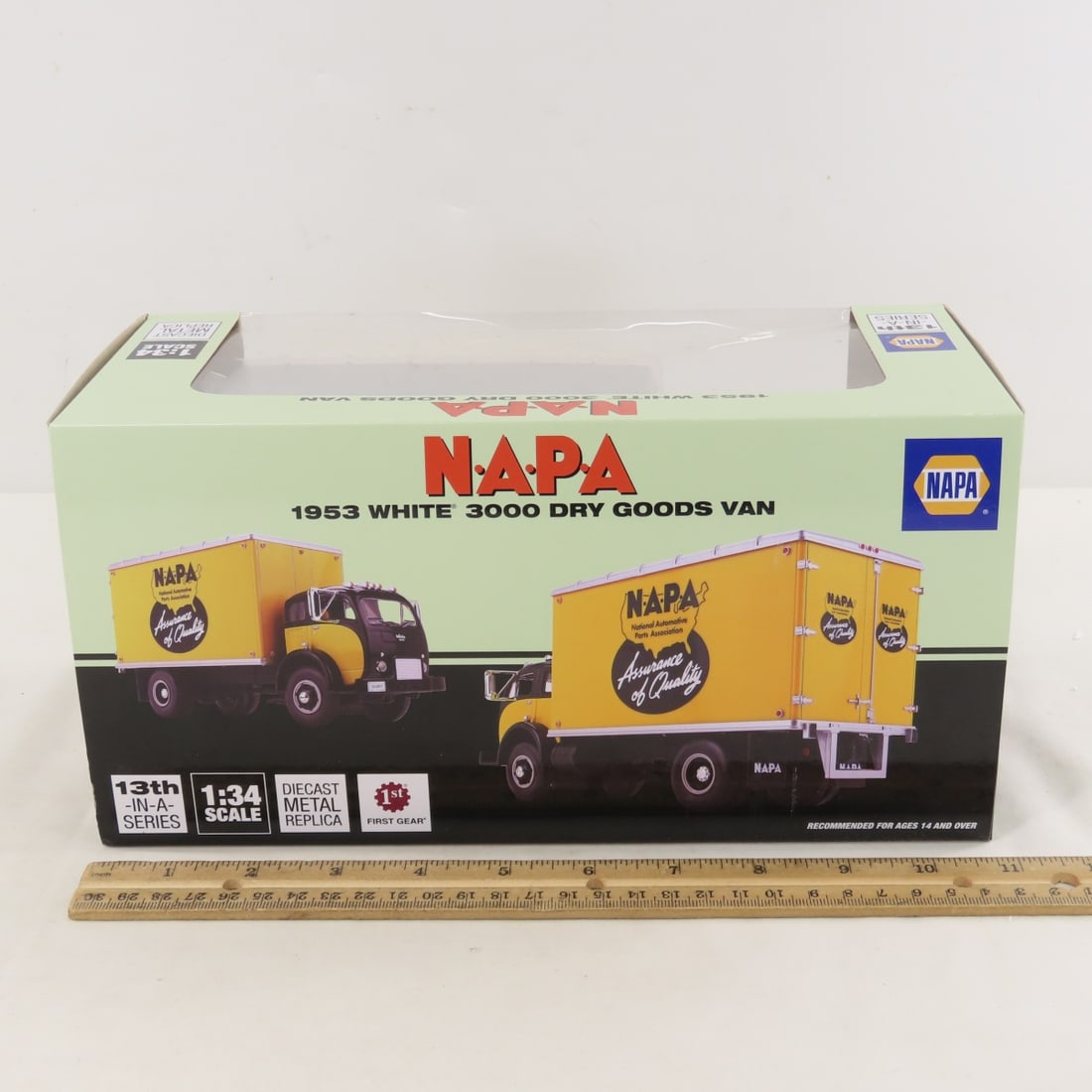 1st Gear 1:34 NAPA 1953 White 3000 Dry Goods Van - 4