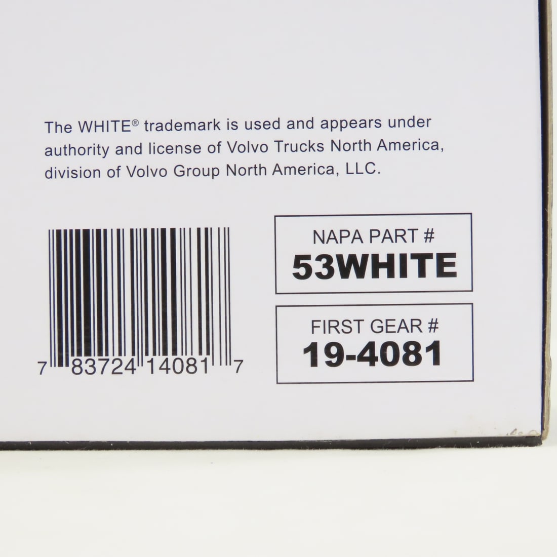 1st Gear 1:34 NAPA 1953 White 3000 Dry Goods Van - 9