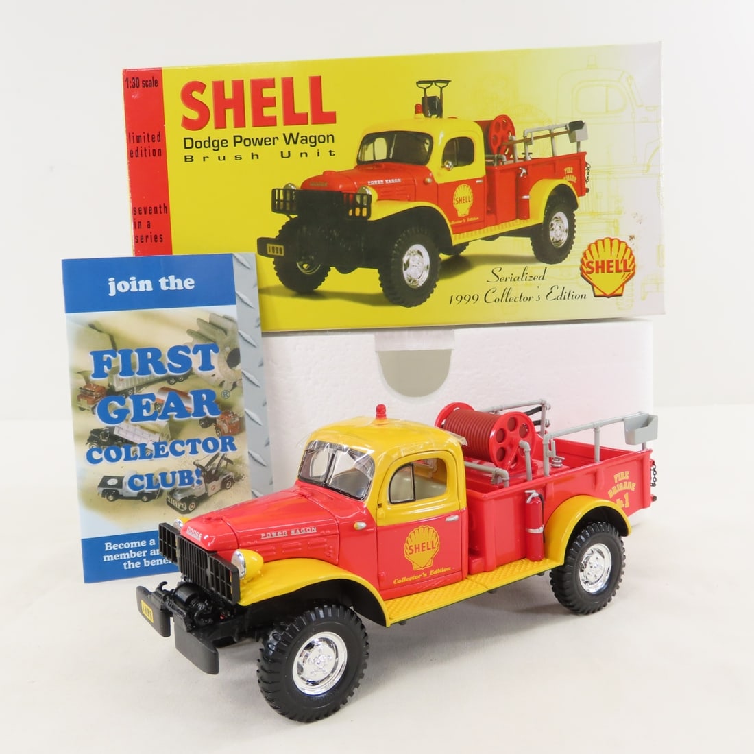 1st Gear 1:30 Shell Dodge Power Wagon Brush Unit: 1st Gear 1:30 Shell Dodge Power Wagon Brush Unit - Diecast Metal 18-2484. 1999 Serialized collectors edition, 7th in a series. LOT SIZE: 9x4x4" 1 LB All information and photos, which are part of the