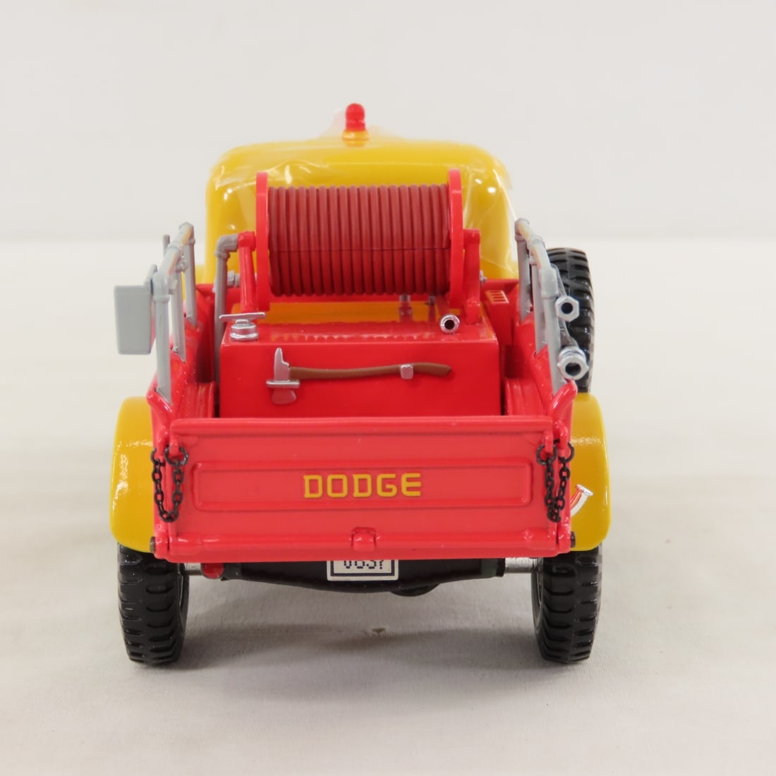 1st Gear 1:30 Shell Dodge Power Wagon Brush Unit - 4