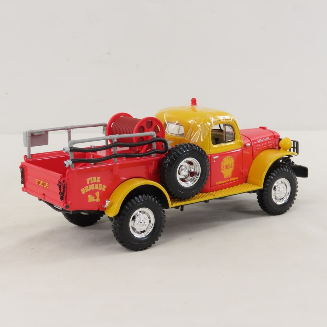 1st Gear 1:30 Shell Dodge Power Wagon Brush Unit - 5