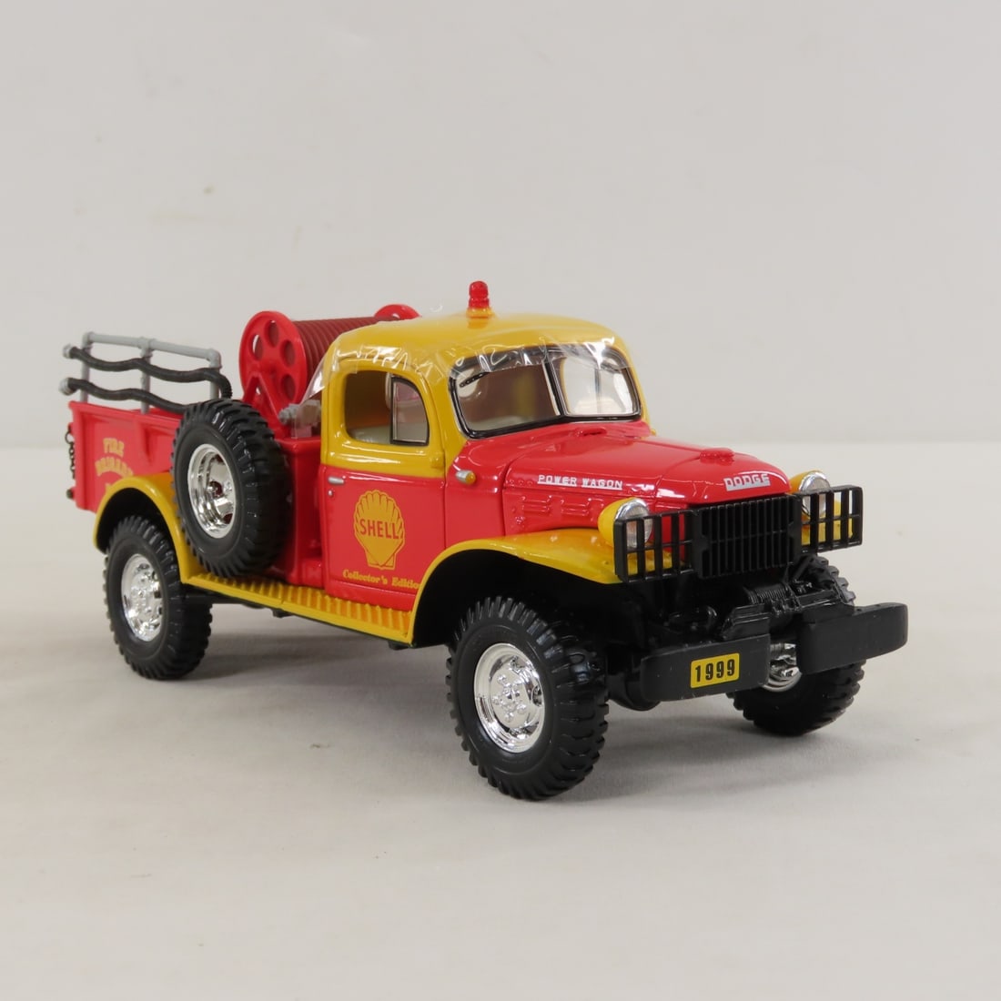 1st Gear 1:30 Shell Dodge Power Wagon Brush Unit - 7