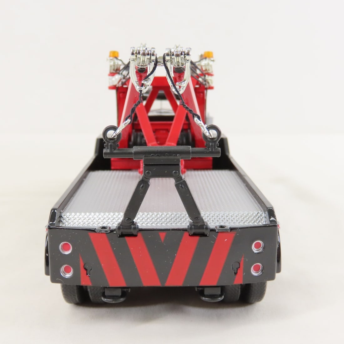 1st Gear 1:34 Texaco Mack Tow Truck - 4