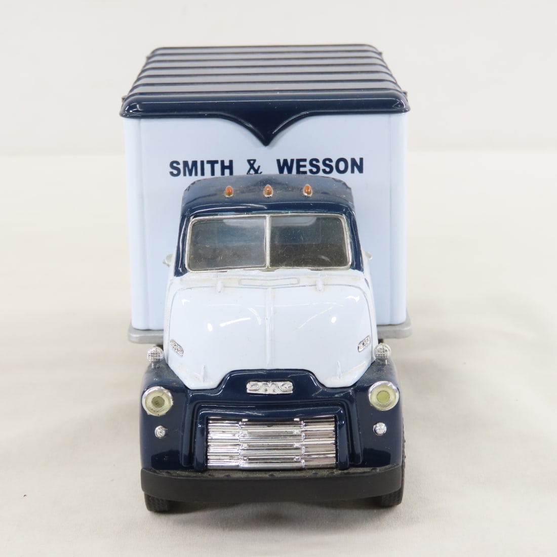 1st Gear Smith & Wesson 1952 GMC Dry Goods Van - 8