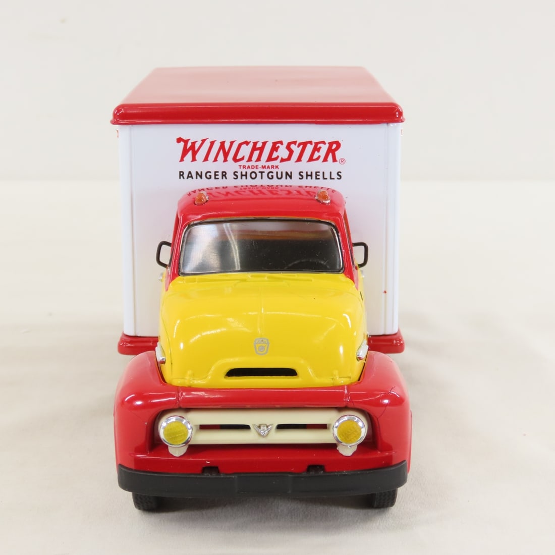 1st Gear Winchester 1953 Ranger Straight Truck - 8