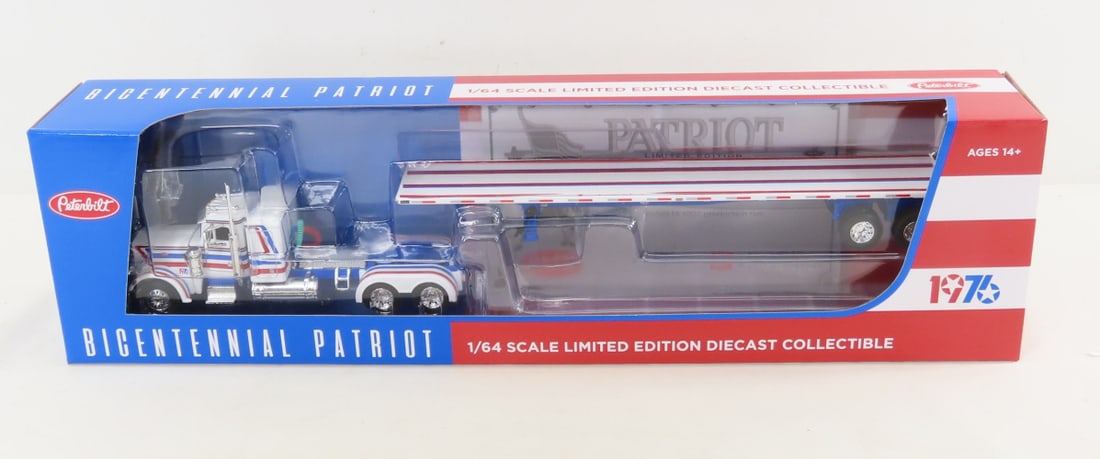 1st Gear Peterbilt 359 1976 Bicentennial Patriot: 1st Gear Peterbilt 359 1976 Bicentennial Patriot - DCP 1:64 Diecast Metal 69-1921. LOT SIZE: 16x4x3" 1 LB All information and photos, which are part of the description, are intended to be as