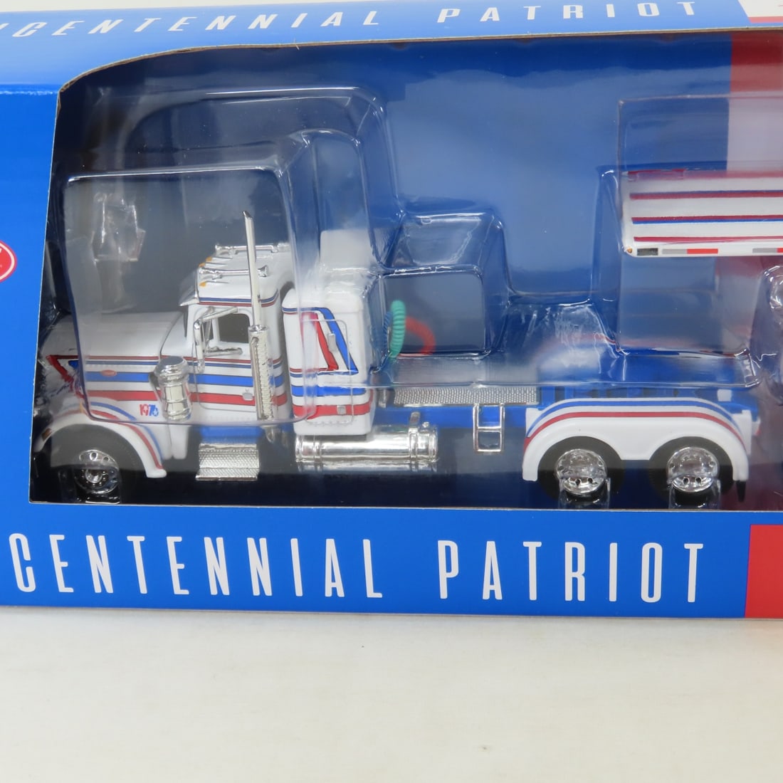 1st Gear Peterbilt 359 1976 Bicentennial Patriot - 8