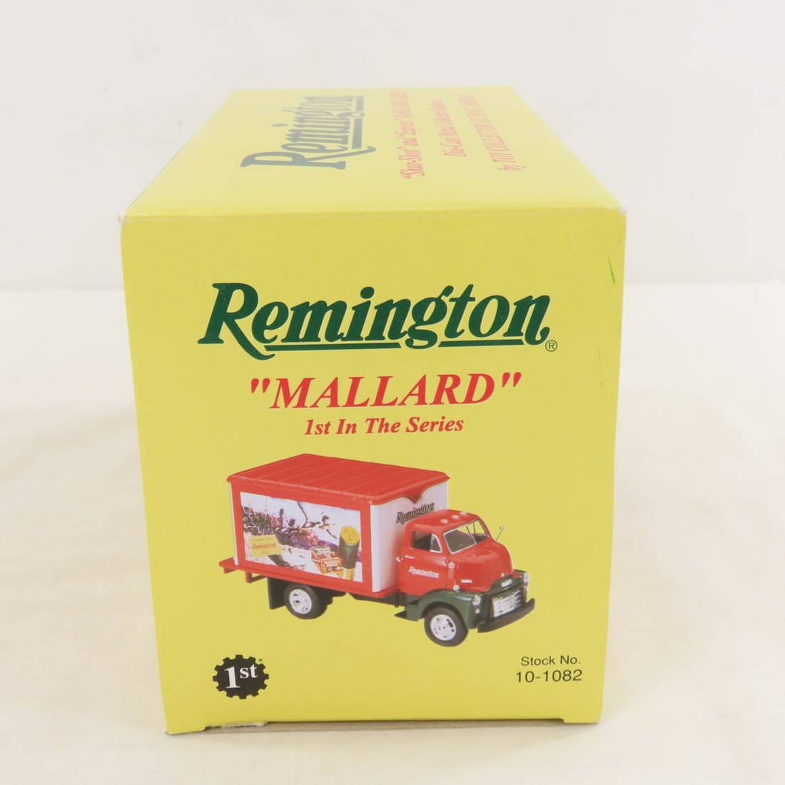 1st Gear 1:34 Remington Mallard 1952 GMC Truck - 7