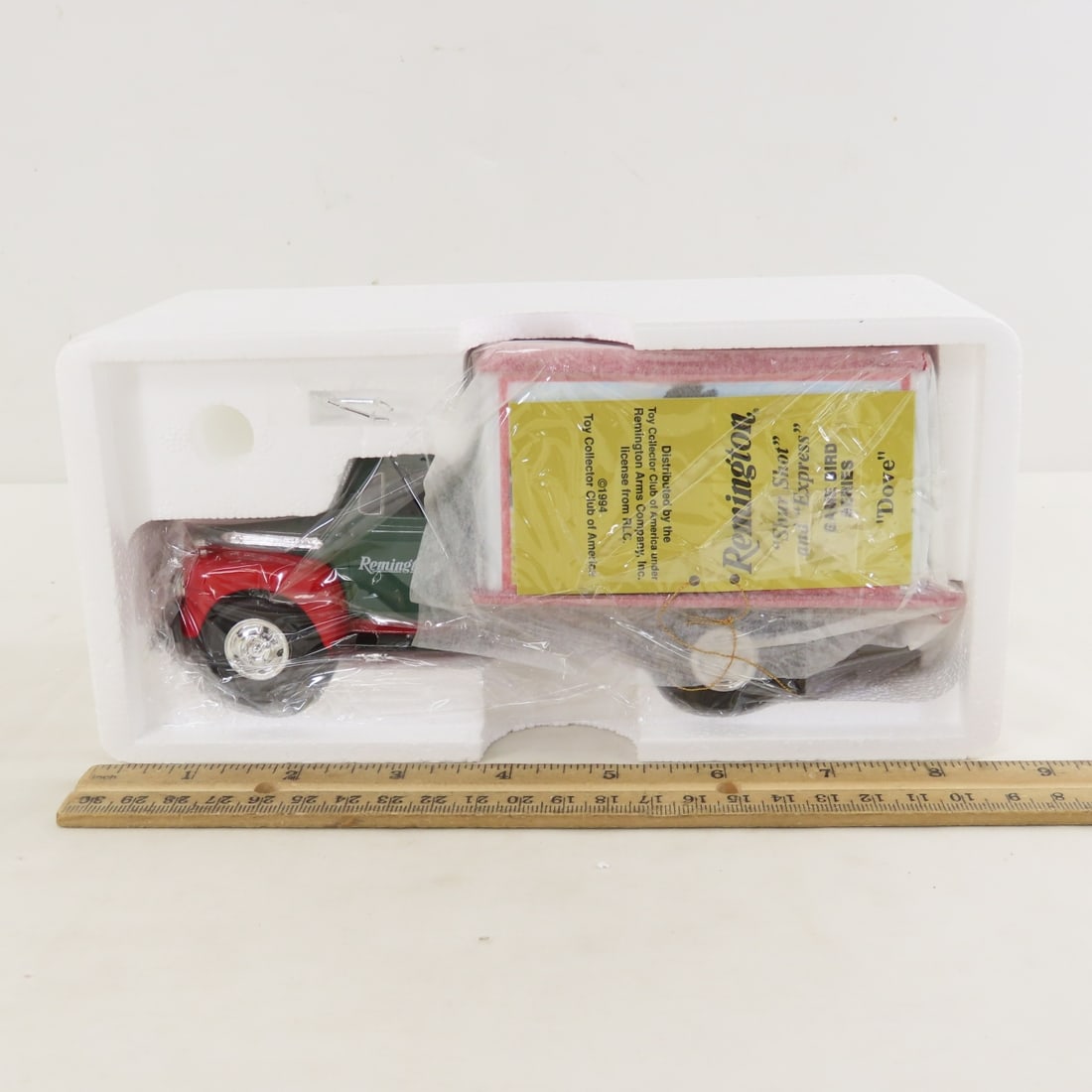 1st Gear Remington Dove 1951 Ford Dry Goods Truck - 2