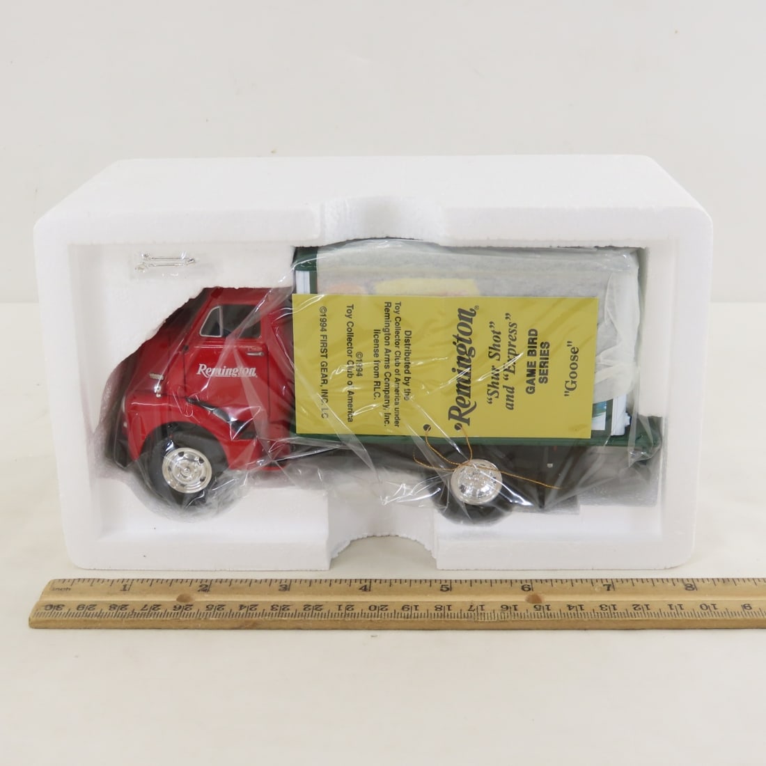 1st Gear 1:34 Remington Goose Ford Dry Goods Truck - 2