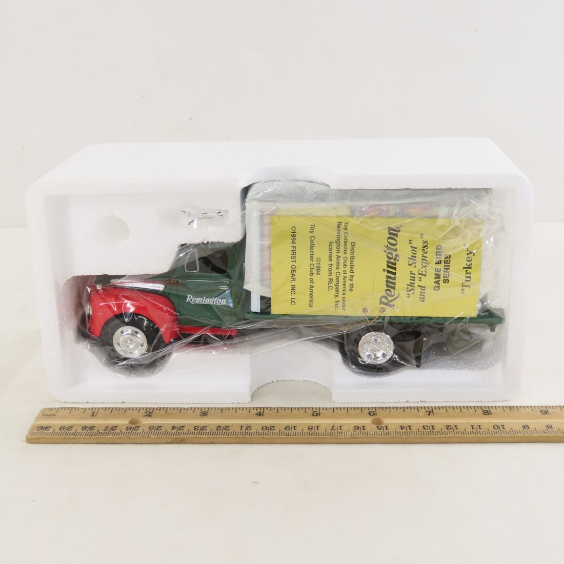 1st Gear 1:34 Remington Turkey Dry Good Ford Truck - 2