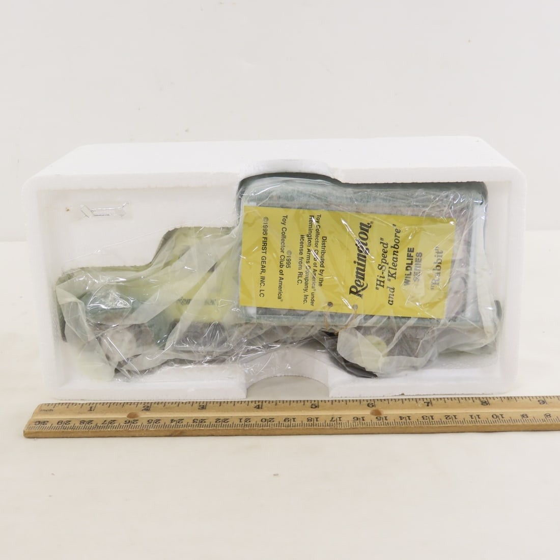 1st Gear Remington Rabbit 1957 INTL Dry Goods Van - 2
