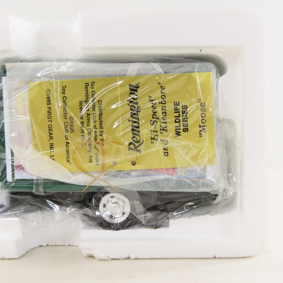 1st 1:34 Remington Moose 1953 Ford C600 Truck - 4
